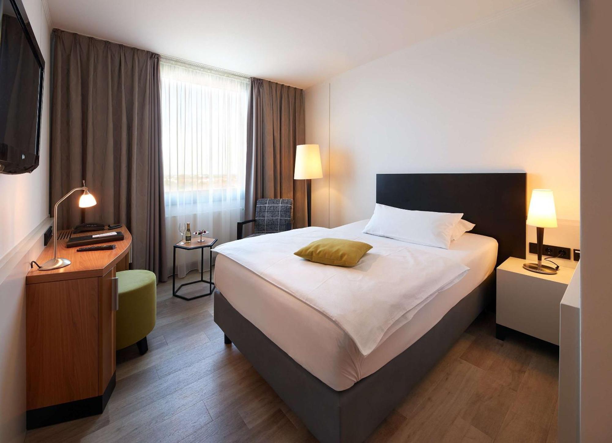 Best Western Plus Arosa Hotel Πάντερμπορν Εξωτερικό φωτογραφία